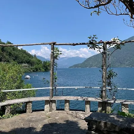 Antica Rotonda Sul Lago Lejlighed Carmine